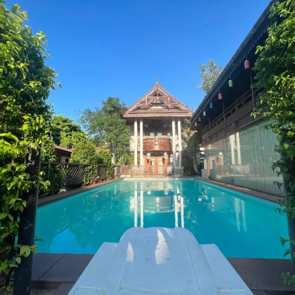 Pha Thai House, hôtel à Chiang Mai