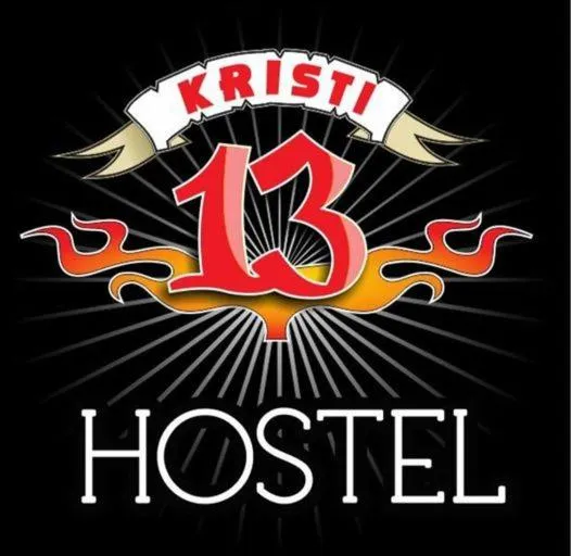 Hostel K13, hotel v destinaci Sarandë