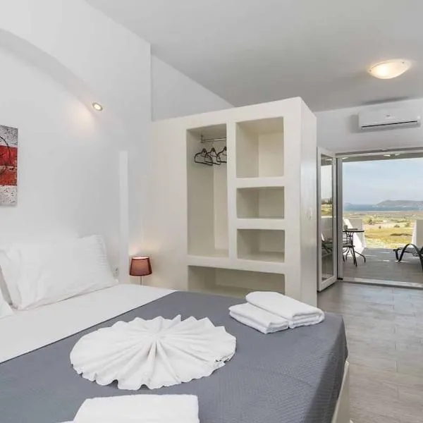 Sunset Village 2، فندق في Paleochori