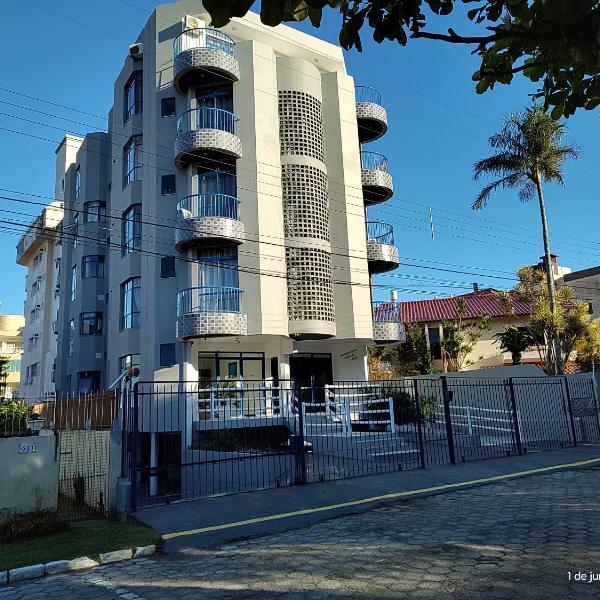 Loft encantador a 40 metros do mar.