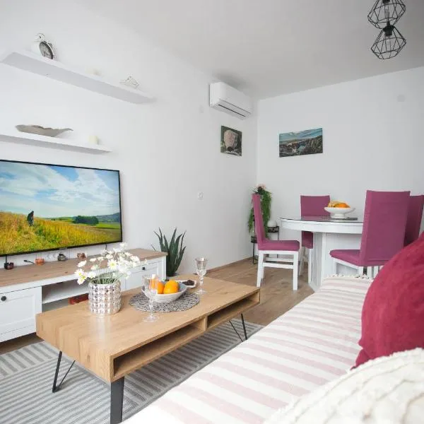 Apartment Tanja, hotel a Šarići