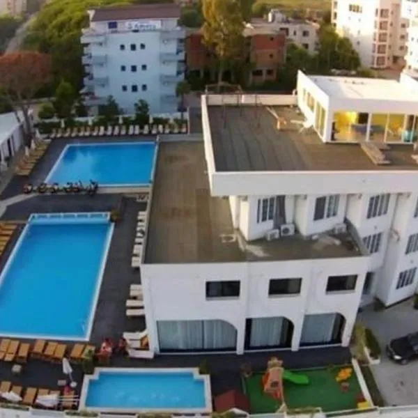 SunBorn Hotel، فندق في غوليم