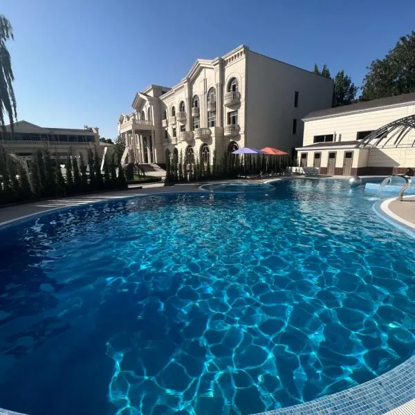 Zarafshon Parkside, khách sạn ở Samarkand