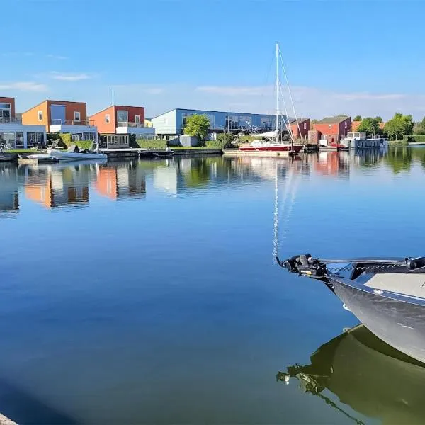 2 Bedroom Awesome Home In Oude Tonge, hotel v destinaci Oude-Tonge