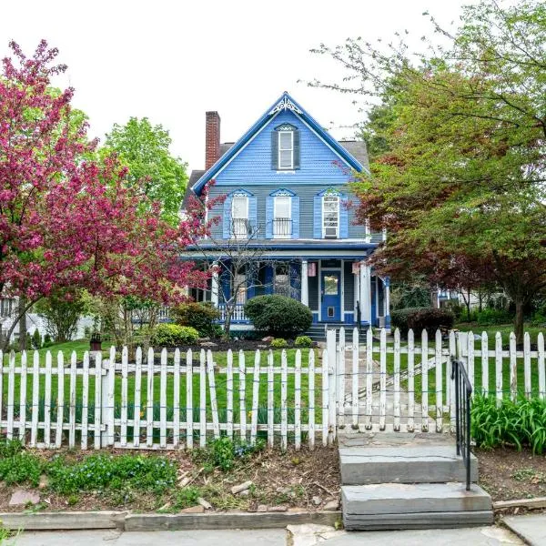 CHARMING EXECUTIVE VICTORIAN MANSION w/ FREE PARKING - near Bucknell – hotel w mieście Lewisburg