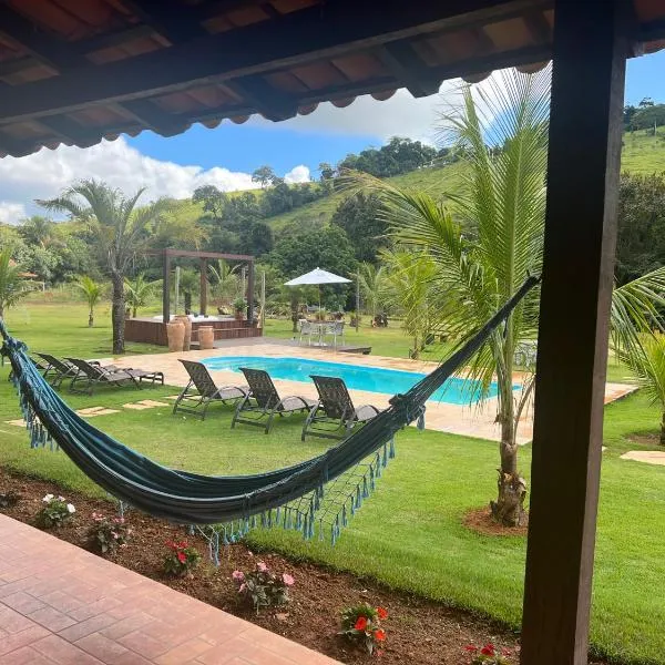 Paraíso Capitólio "A Pousada da Dona Perpetua", hotel v destinaci Capitólio