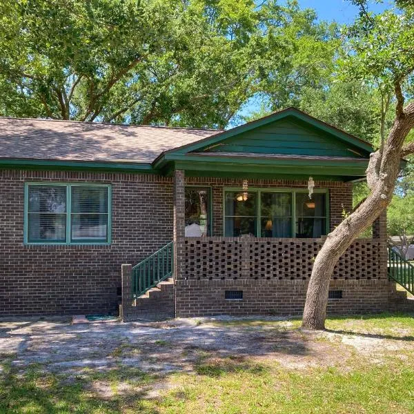 The Little Brick Cottage, hotel v destinaci Myrtle Beach