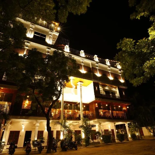 J Hotel, hotel a Jaffna
