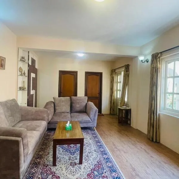 Rooftop Studio and 2BHK Apartments in Kathmandu's most happening place, hotel v destinaci Kathmandu