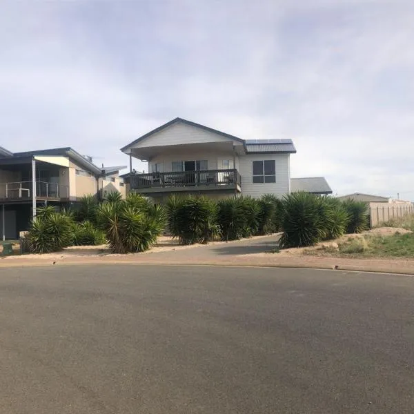 The White House - Edithburgh, hotel in Edithburgh