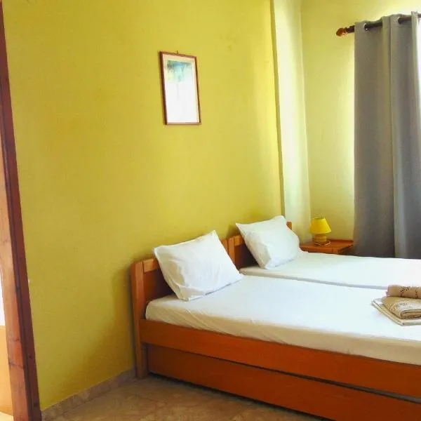 Central Apartments, hotel em Paralia Dionysiou