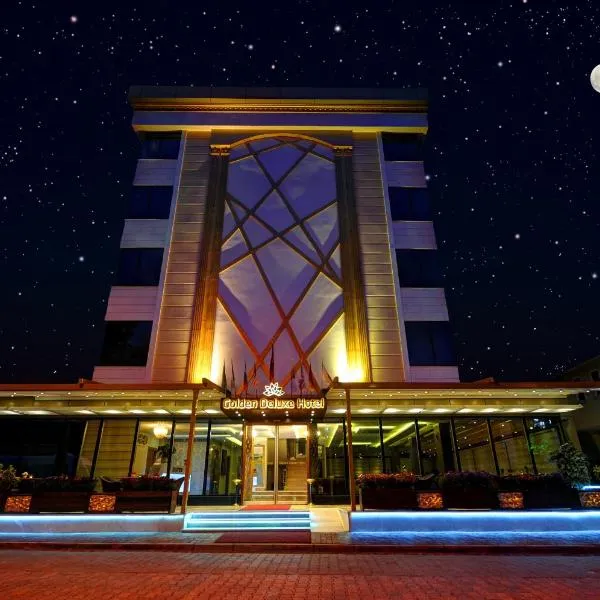 Golden Deluxe Hotel, hotel in Taşcı