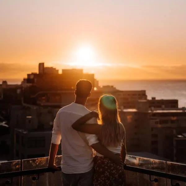 Home Suite Hotels Station House، فندق في كيب تاون