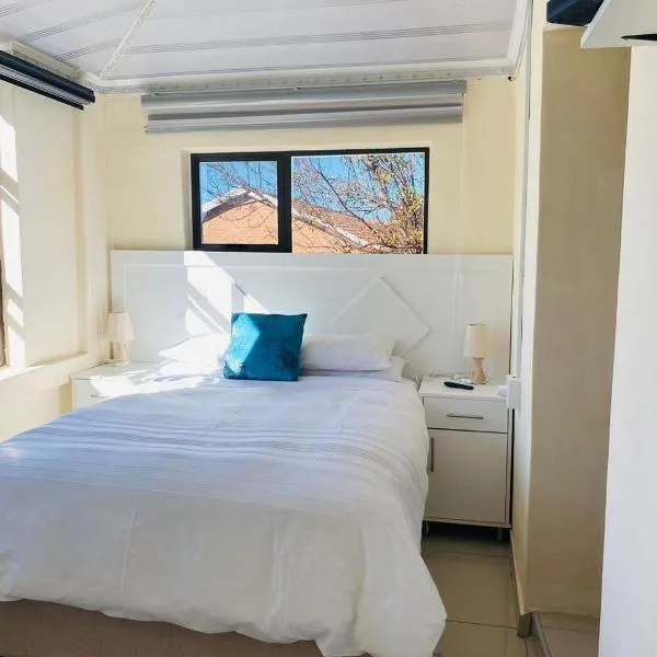 Mercy Land Guesthouse, hotel v destinaci Matatiele