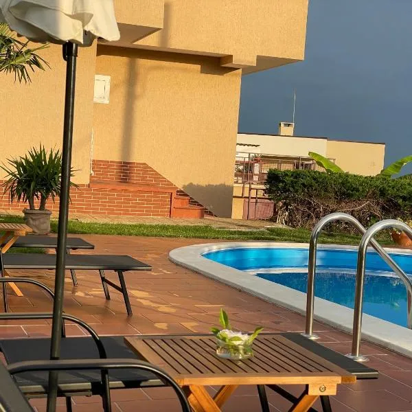 Villa Omnia, Hotel in Warna