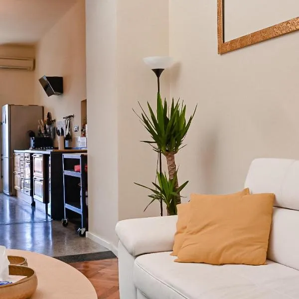 '2R' City Center Holidays and Workstays, hotel v destinácii Rijeka