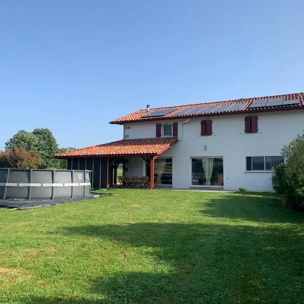 Nouvelle location de vacances, hotel em Ainhice-Mongelos