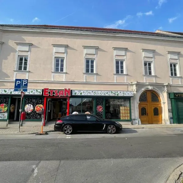 Central Plaza mini apartment 1, hotel Bruck an der Leithában