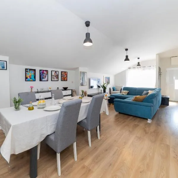Sunset Apartment, hotel in Zadar