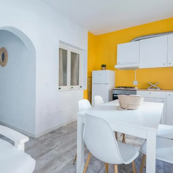 에스 푸홀스에 위치한 호텔 Apartamentos Verdera Es Pujols