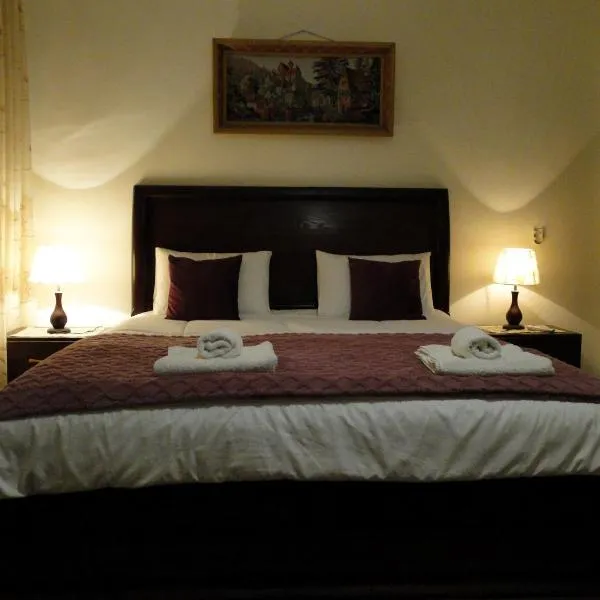 ( b&b ) Gadara rent room, hotel in Umm Qays