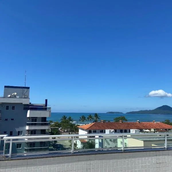 Apartamento 70 metros praia, hótel í Ubatuba