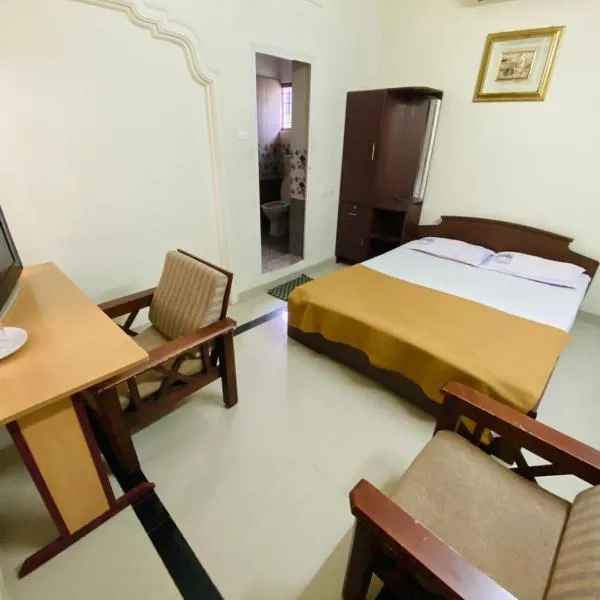 Rosh Tower, hotel in Trivandrum