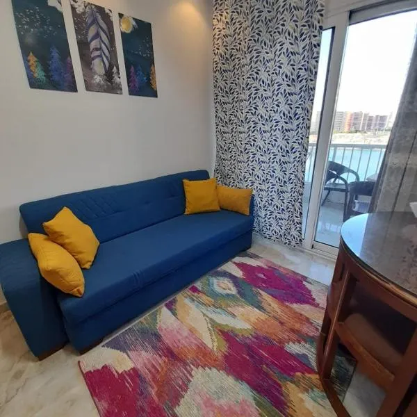 North Coast - New Alamein - for Families only Chalet - Sia Lagoon - Golf Porto Marina - للعائلات فقط الساحل الشمالى - العلمين الجديده - سيا لاجون - جولف بورتو مارينا, hotel in El Alamein