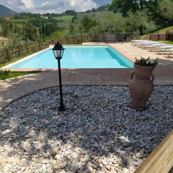 Azienda Agrituristica Il Moraiolo, hotel v destinaci Foligno