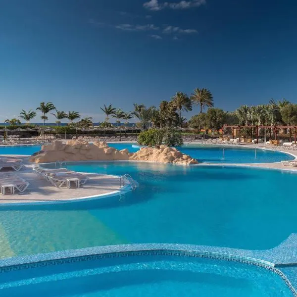 シェラトン フエルテベントゥラ ゴルフ＆スパ リゾート（Sheraton Fuerteventura Golf & Spa Resort）、カレタ・デ・フステのホテル