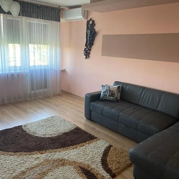 Mieszkanko na Traugutta, hotel en Płock