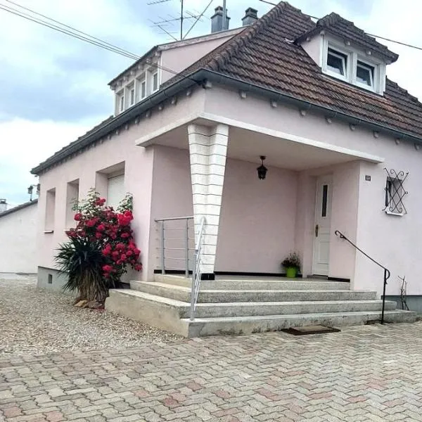 Le gîte de Vitazensel, hotel u gradu Logelbach