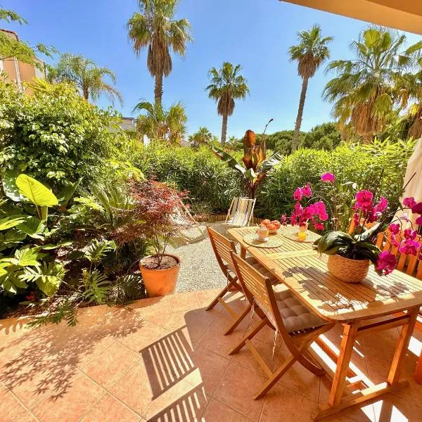T2 avec jardin, clim & piscine - Proche plages et randos, parking privé - La Rascasse, khách sạn ở Hyères