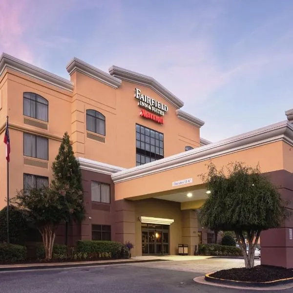 Fairfield Inn and Suites Atlanta Airport South/Sullivan Road, hotel v destinaci Atlanta