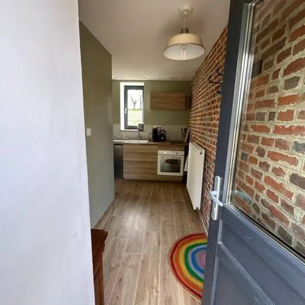 Gite lumineux et confortable - La ferme de Montigny – hotel w mieście Neauphe-sur-Dives