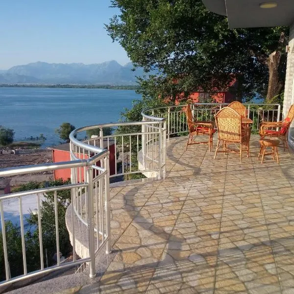 Hyka Stone House Shkoder, hotell i Shkodra