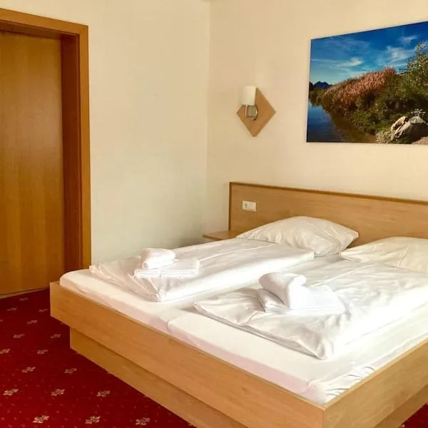 Exklusives Apt mit 3 Schlafzimmern & 3 Bädern, hotel in Wagrain