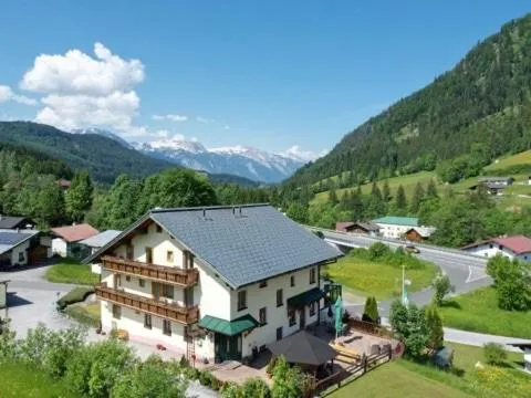 Gasthof Schönblick Rußbach, hótel í Seidegg