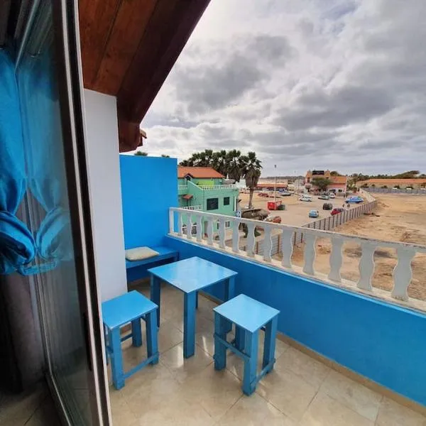 Santa Maria's Pier just below You, hotel v destinaci Santa Maria