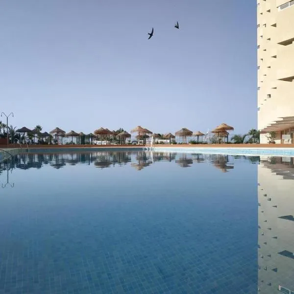 Apal Chinasol Estudios, hotel in Almuñécar