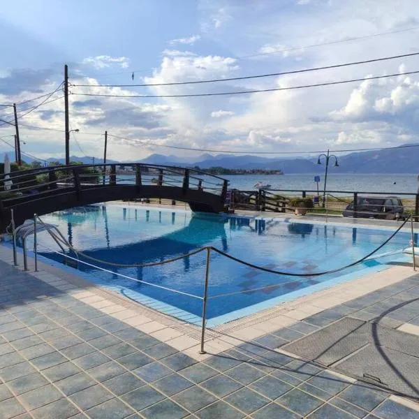 Luxury Beach House 3 Br, AC, hotel in Selianitika
