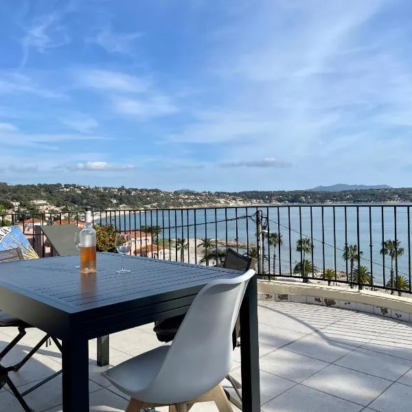 Bandol : Très bel Appartement Avec Grande Terrasse et vue Exceptionnelle sur mer, hôtel à Bandol
