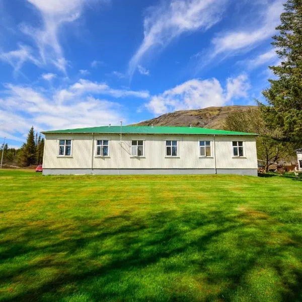 Bjork Guesthouse: Laugarvatn şehrinde bir otel