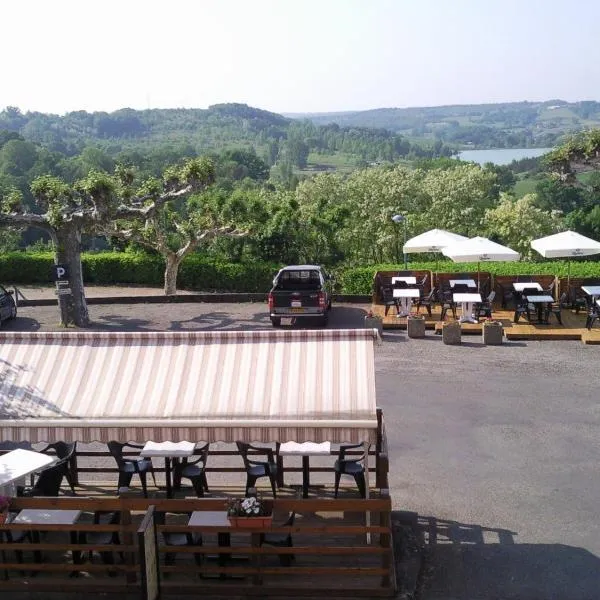 Logis L'Auberge du Quercy Blanc, hotel in Flaugnac