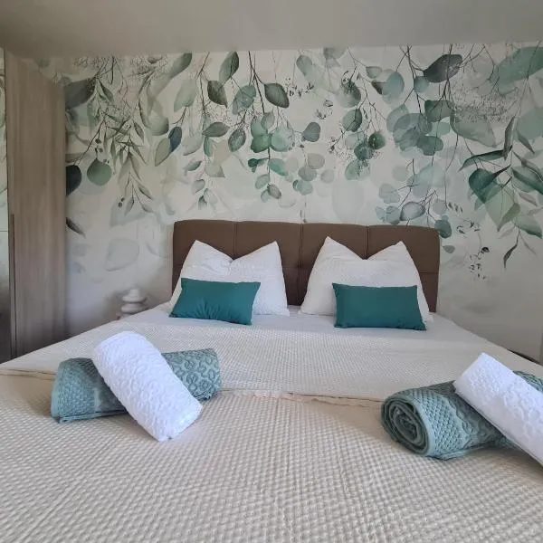 Harmony Home, hotel v Drage