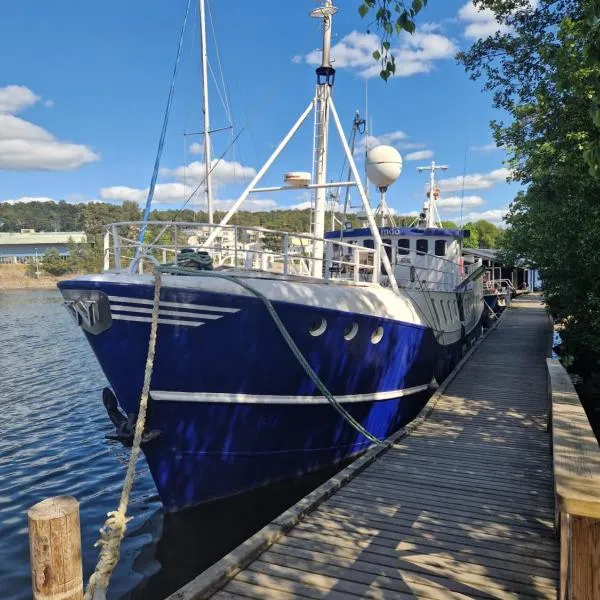 Ship Windö, готель у місті Vårsta