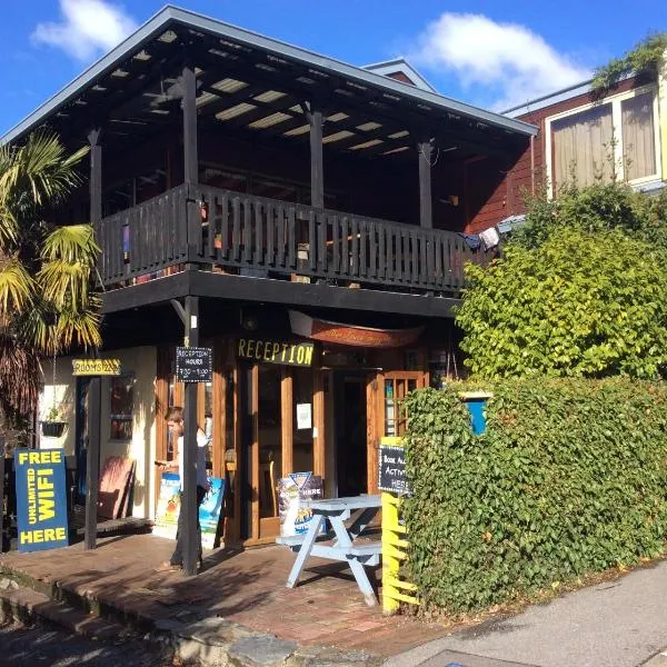 Southern Laughter Backpackers, hotel v destinaci Queenstown
