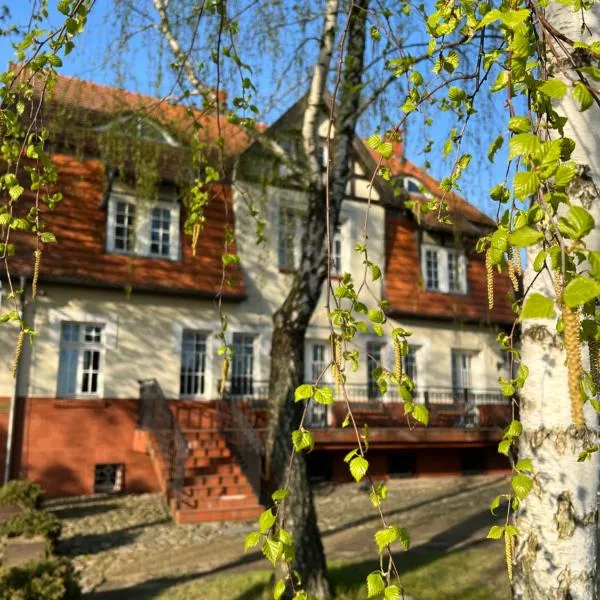 Mleczarnia Hotel Restauracja, hotel in Bębnikat