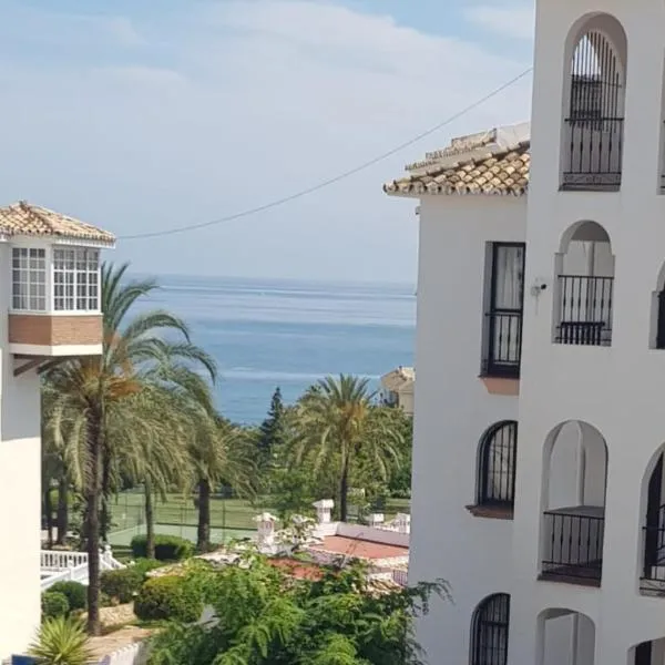 SUPERBE T3 RIVIERA DEL SOL Plage et commerces 4mn, khách sạn ở Mijas