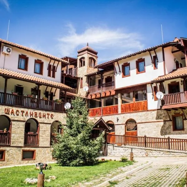 комплекс Щастливците, hotel en Starozagorski Bani
